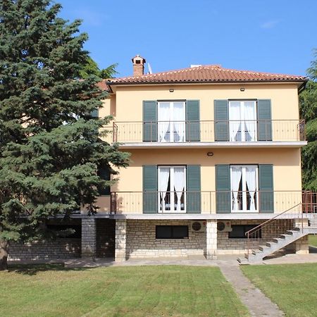 Casa Monte Mulini With Parking Ровінь Екстер'єр фото
