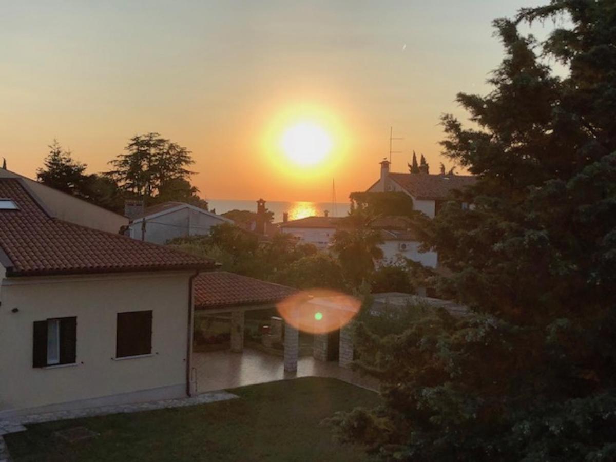 Casa Monte Mulini With Parking Ровінь Екстер'єр фото