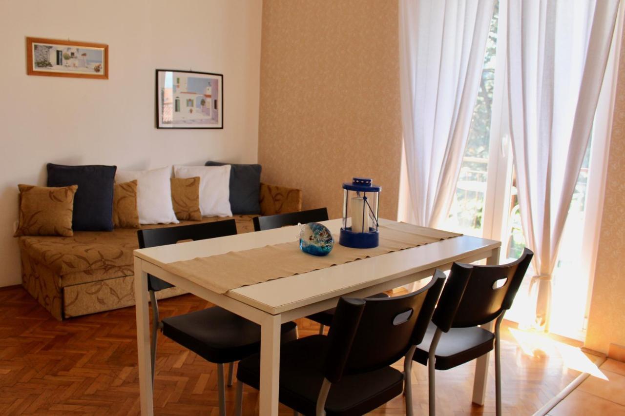 Casa Monte Mulini With Parking Ровінь Екстер'єр фото