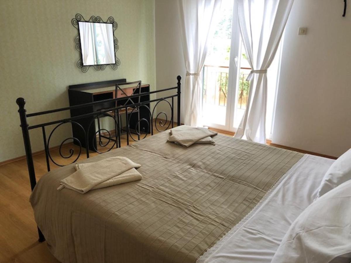 Casa Monte Mulini With Parking Ровінь Екстер'єр фото